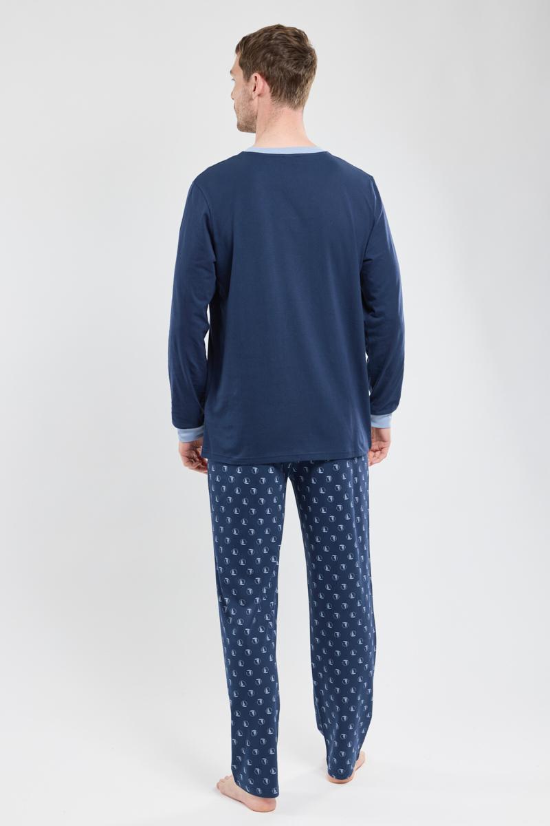 Boat pattern pyjamas
